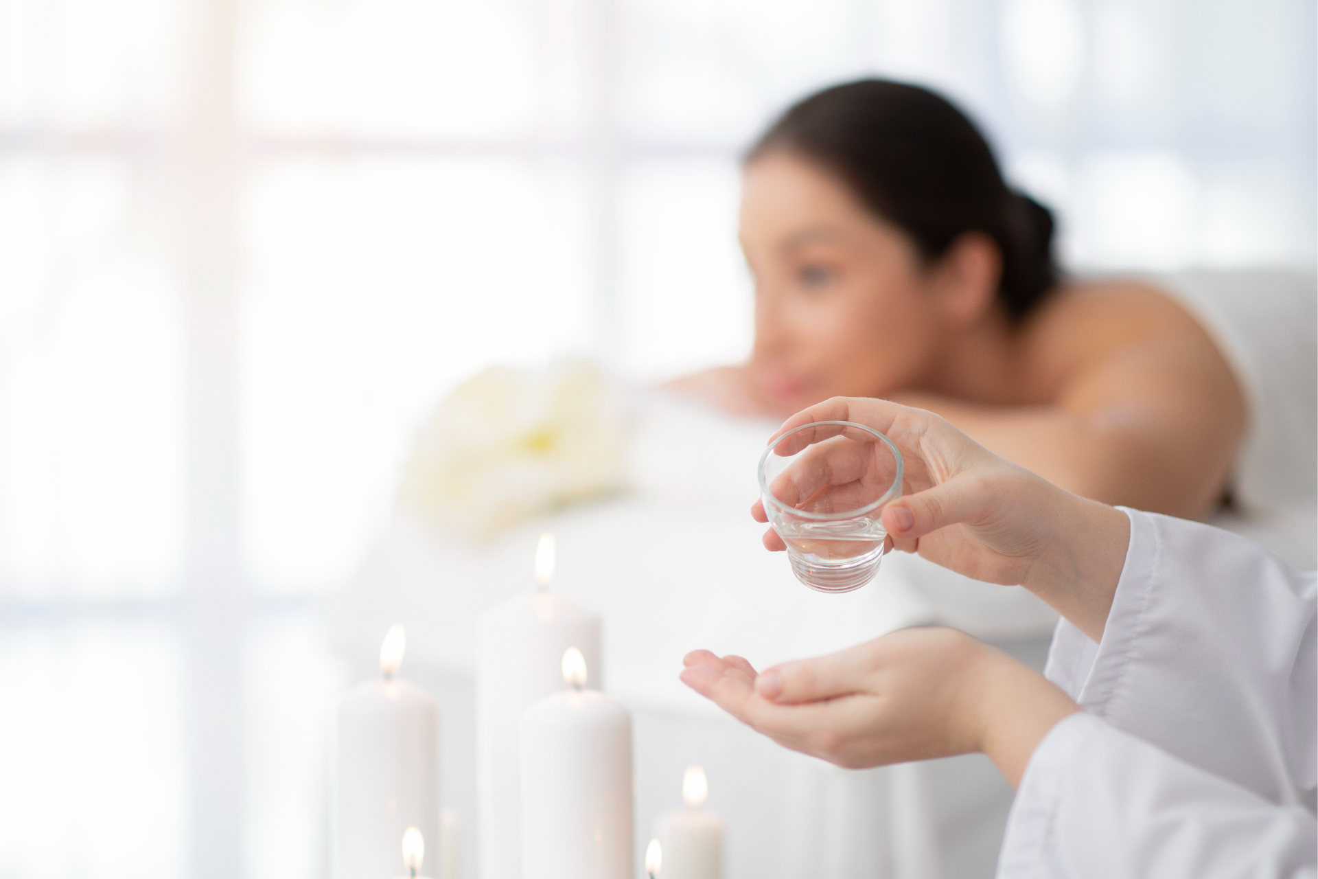 massage f&ouml;rbereds p&aring; ett spa